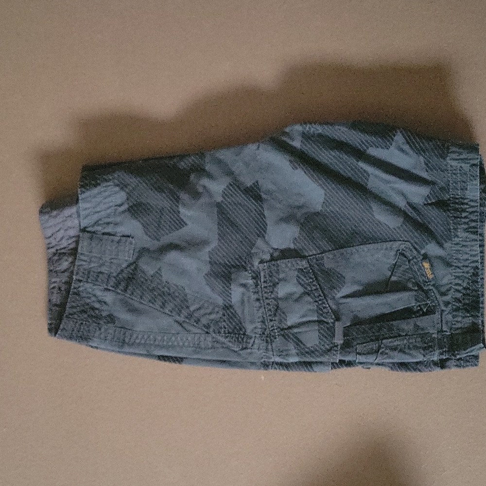 Mens camo Fox shorts 32